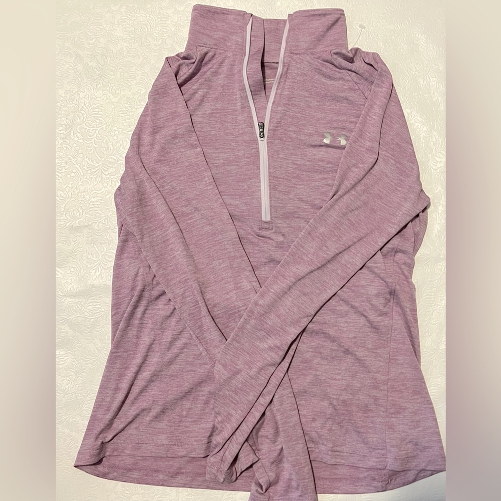 Under Armour Women’s 1/2 Zip Long Sleeve Pullover